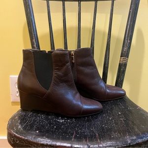 Joan&David Leather Wedge Boots